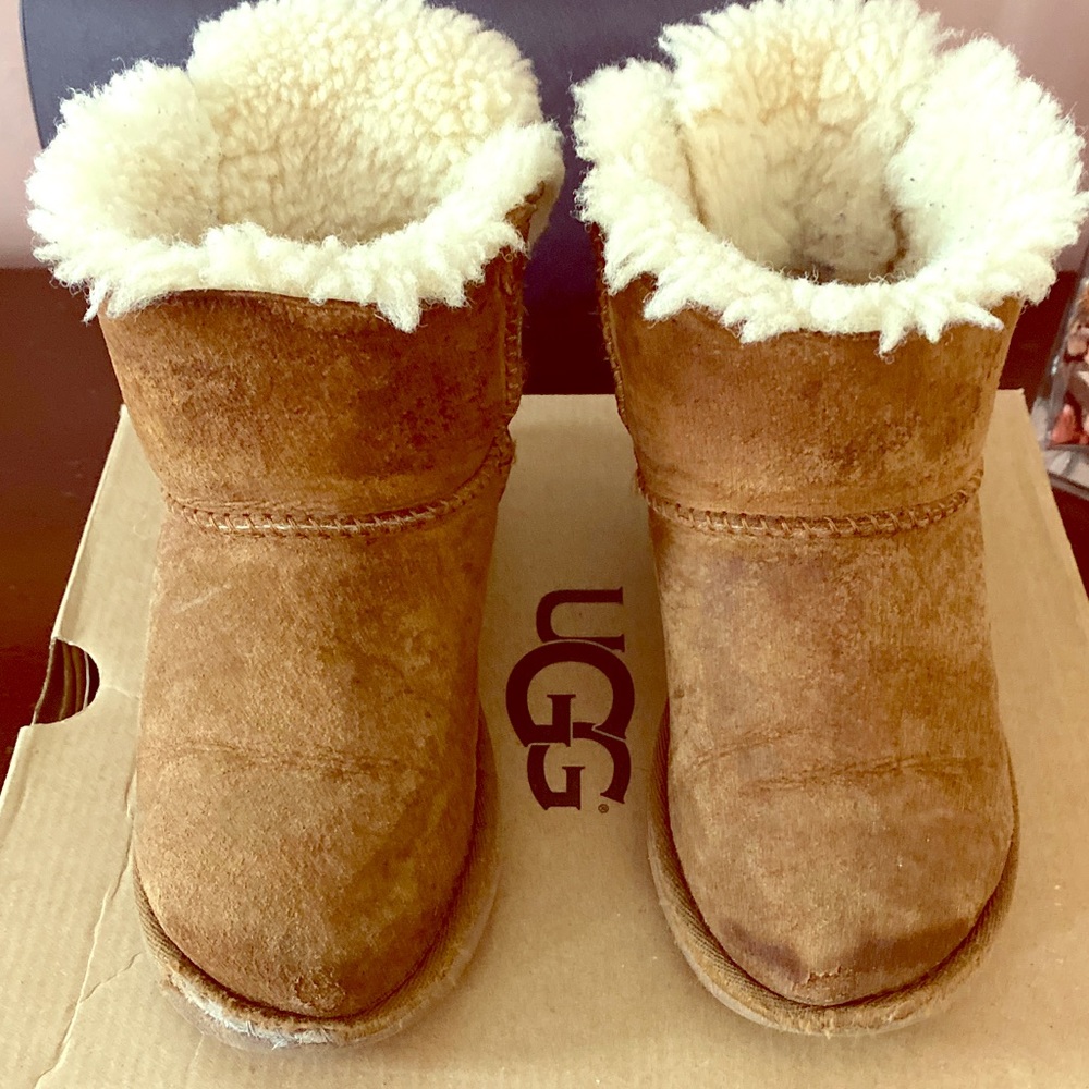 UGG Short Boots